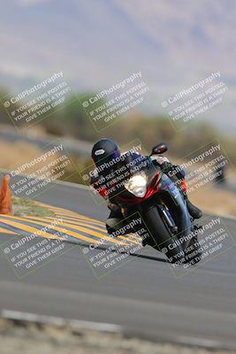 media/Sep-11-2022-SoCal Trackdays (Sun) [[81b7e951af]]/Turn 14 (1130am)/